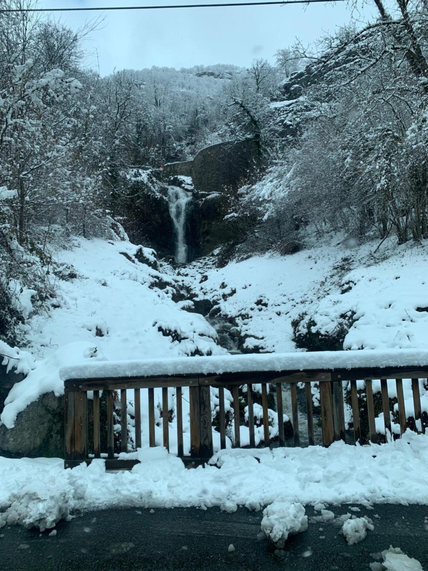 Appartement Au Pied Des Telecabines Res La Soulan Bagnères-de-Luchon Exteriér fotografie