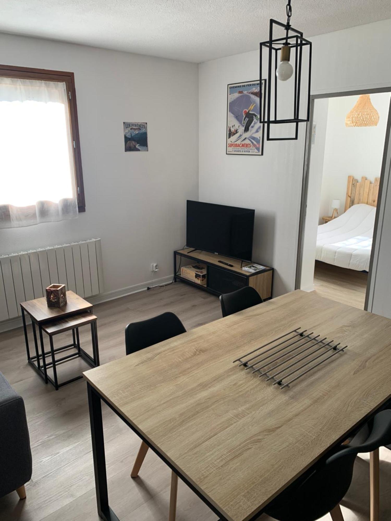 Appartement Au Pied Des Telecabines Res La Soulan Bagnères-de-Luchon Exteriér fotografie